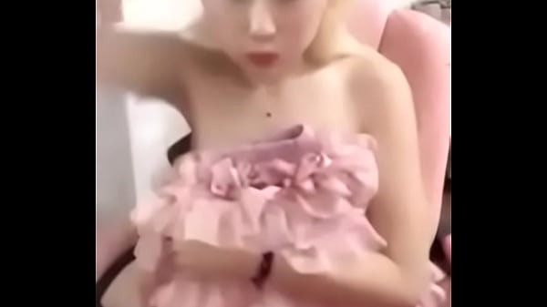 Cewek Cina seksi bikin ngilu