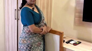 Bhabhi ji pindah flat baru, kasih kado spesial ke Devar ji, video xxx pertama kali pakai suara Hindi.