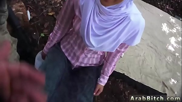 Percintaan liar Arab dengan cewek Cina di rumah kosong, main seks kayak di rumah sendiri