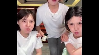 Orang kerdil di China, bikin penasaran dan bikin greget!