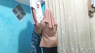 Murid ngewe bu guru di kelas pas sepi abis pulang sekolah