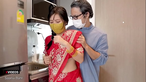 Anak Tiri India Bergoyang Goyang Gede Pantatnya, Godain Kontol Besar Bapak Tiri! (Suara Hindi)
