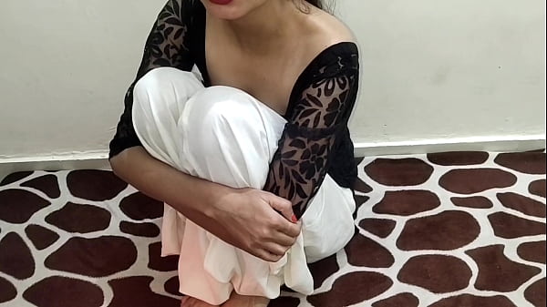 Desi lugu-lugu kuliahan digebukin sampe meraung, Bengali-Hindi, suara jelas, roleplay panas, Sarabhabi6, montok dan muda.