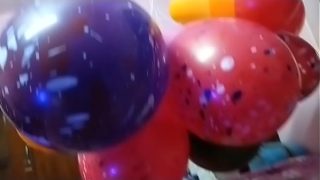 Wanita India bikin balon mekar di tanganku, siap meledak penuh kenikmatan.