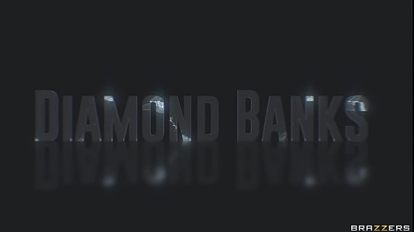 Tonton tiap detik Diamond Banks nge-goyangin pantat di video panas Brazzers, full streaming langsung dari www.zzfull.com/trap, bikin kamu ngiler.