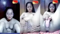 Belajar Ngewek Pakai Dildo, Klarisa Sampai Muncrat Kenikmatan