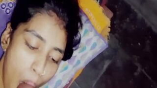 BF ngebor lubang memek pacar 18 tahun di video sex ABG India