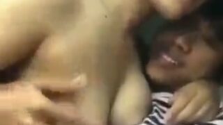 Tontonan montok nge-sex di mobil remaja desi bikin makin pengen