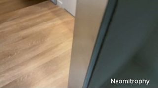 Liburan ngewe bareng kakak tiri – Naomi Noel