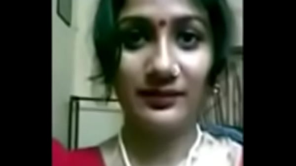 Desi Bengali istri rumahan, toket gede siap digarap