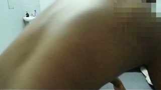 Ibu tiri Afrika Selatan yang liar dan nafsu berat minta kontol besarku masuk ke memeknya, dia merengek minta digenjot tiap kali ayah tiri pergi kerja.
