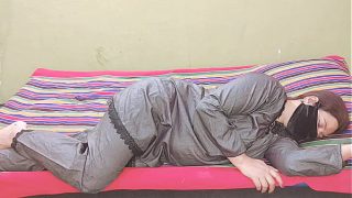 Bhabhi Pakistan digebrek Kenceng Cepet Doggy Style, Suara Desi Hindi Bikin Mendingin