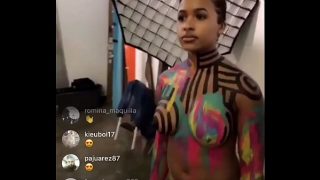 Tonton live Instagram, pentol keluar sebentar, bikin ngaceng.