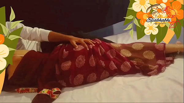 Suami pergi, main sama kakak ipar—panas malam ini.