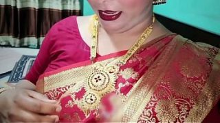 Aku puaskan nafsu panas ibu tiriku yang membara. bagian 01