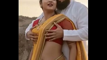 Desi bhabhi saree nyepong tetek sambil main romantis